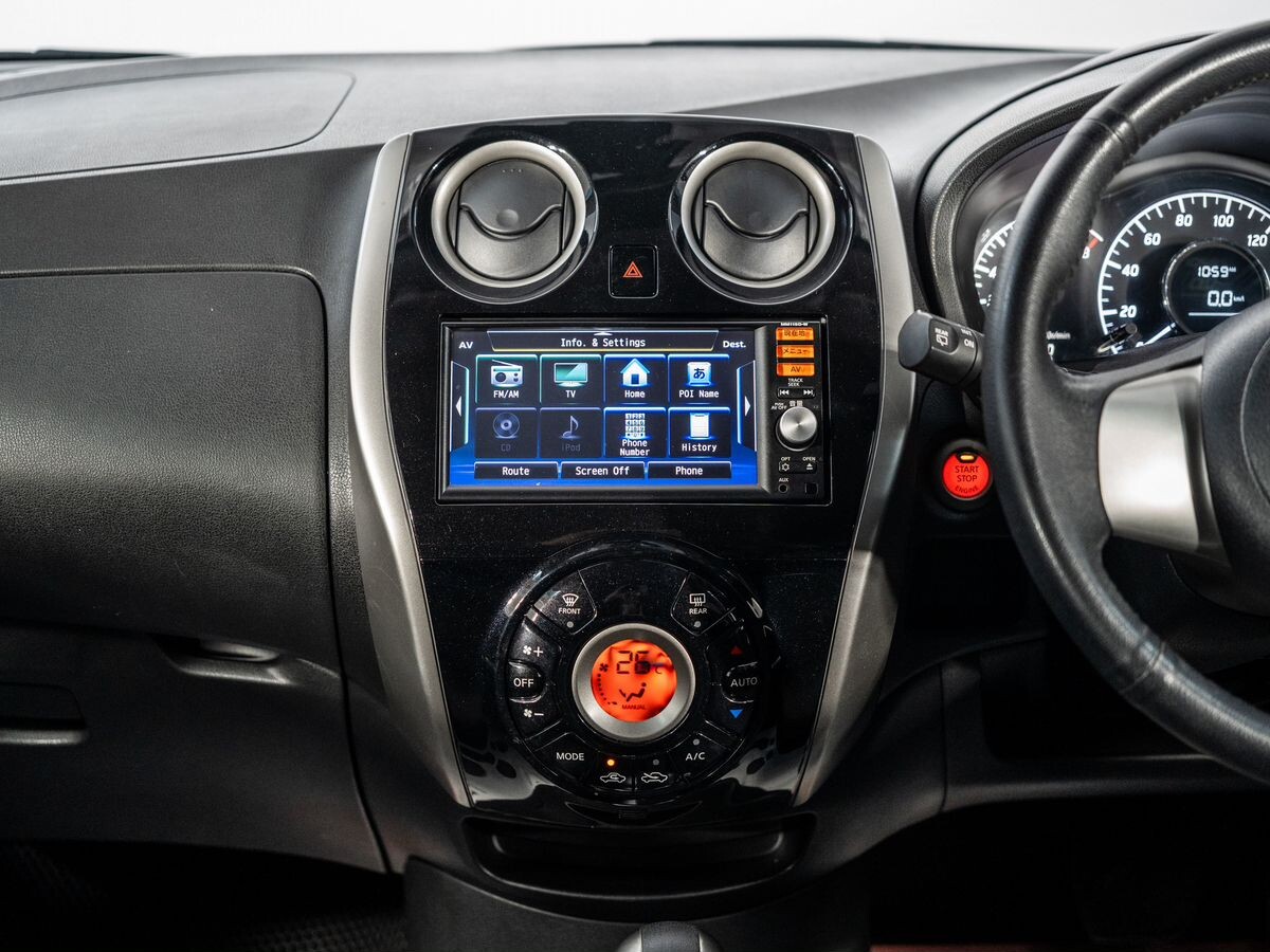 Nissan Note 2014 - фото автомобиля