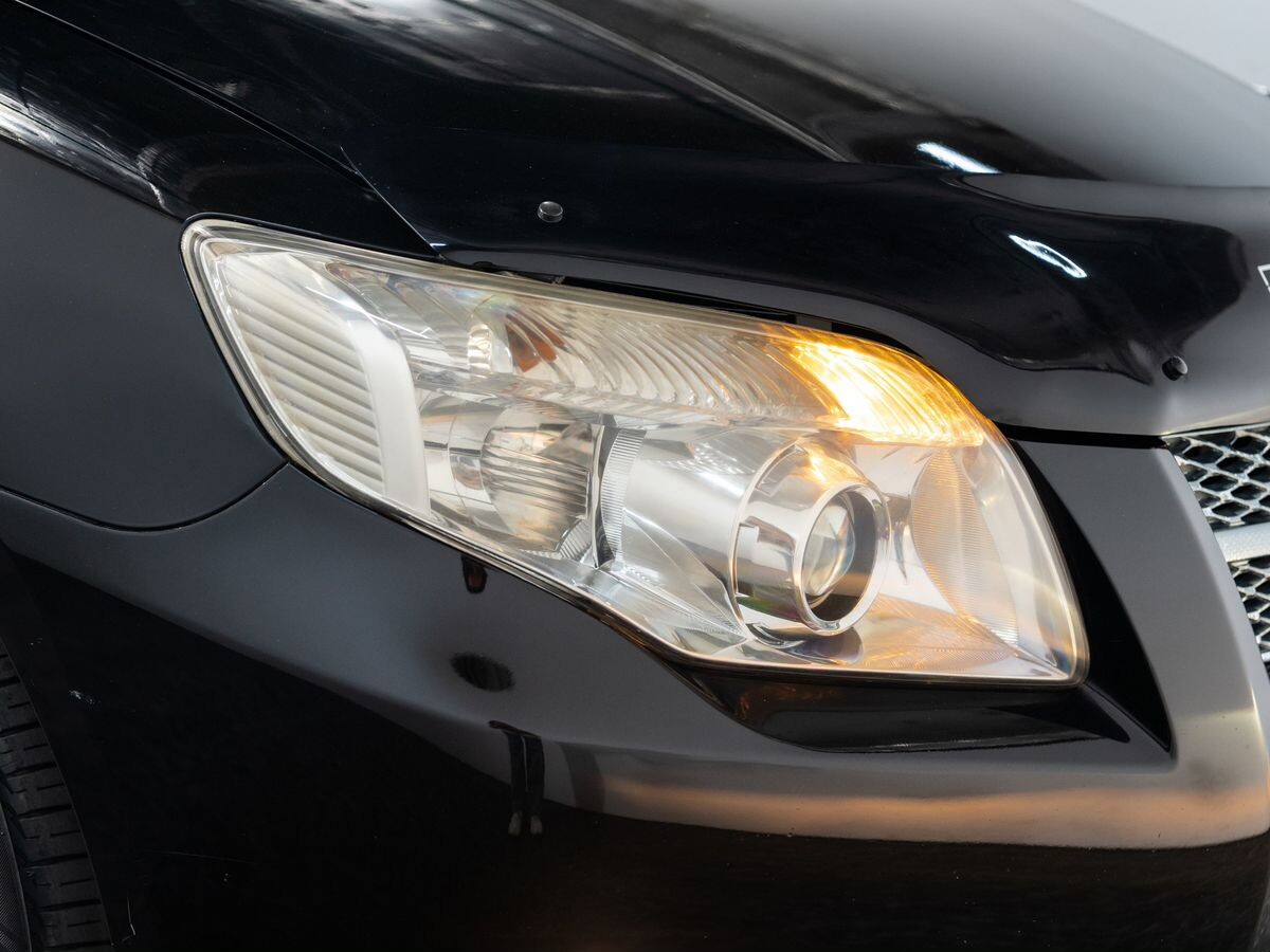 Toyota Corolla Fielder 2010 - фото автомобиля