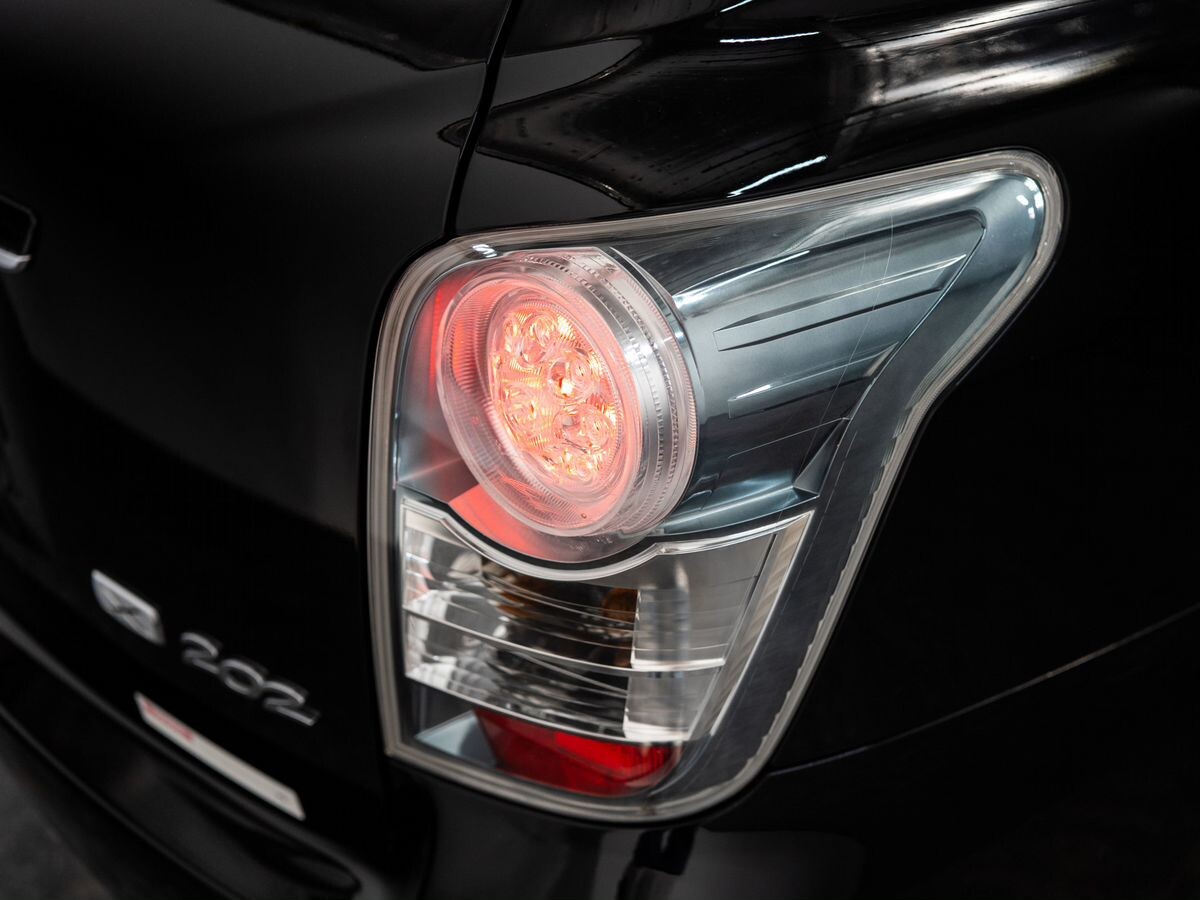 Toyota Corolla Fielder 2010 - фото автомобиля