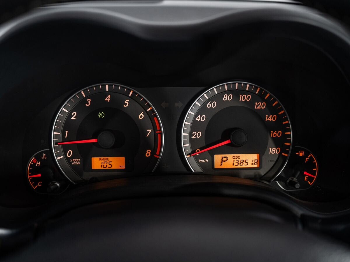 Toyota Corolla Fielder 2010 - фото автомобиля