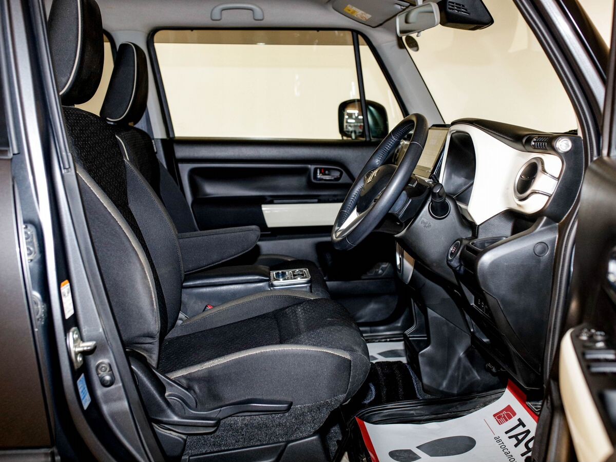 Suzuki Xbee 2018 - фото автомобиля