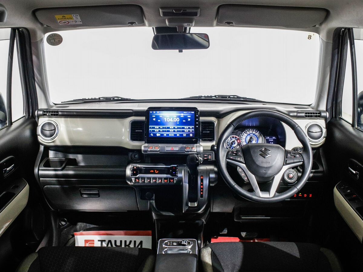 Suzuki Xbee 2018 - фото автомобиля