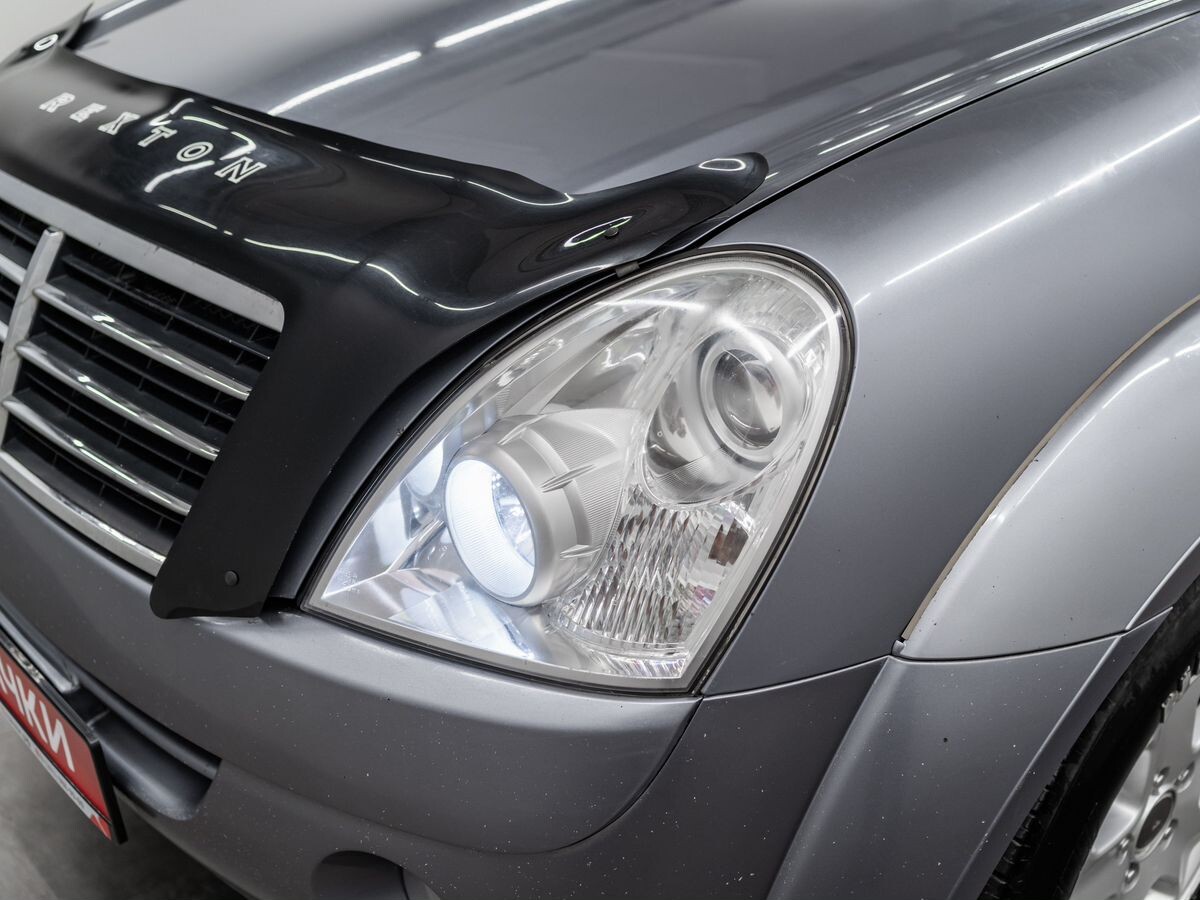 SsangYong Rexton 2012 - фото автомобиля
