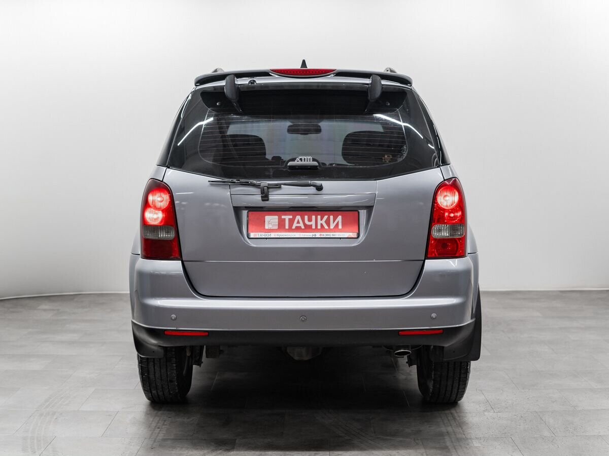 SsangYong Rexton 2012 - фото автомобиля