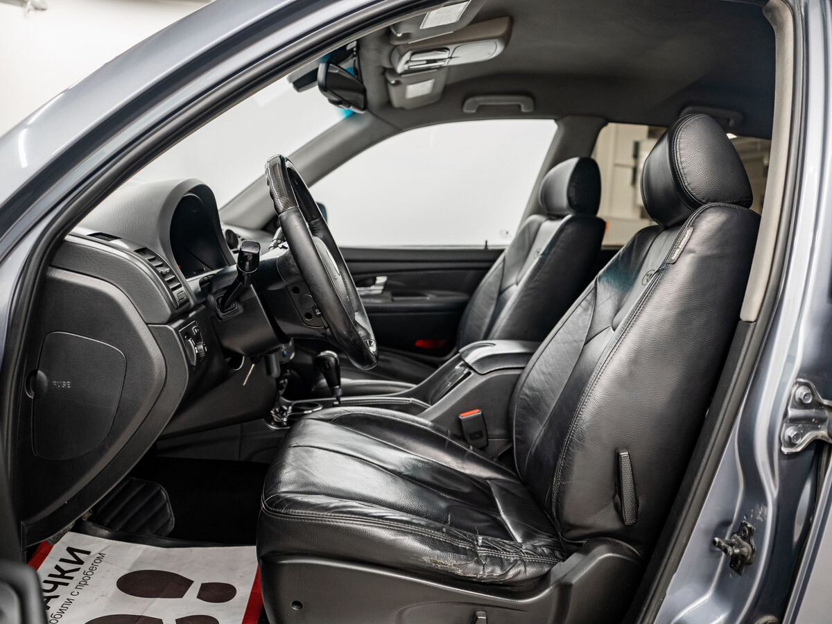 SsangYong Rexton 2012 - фото автомобиля