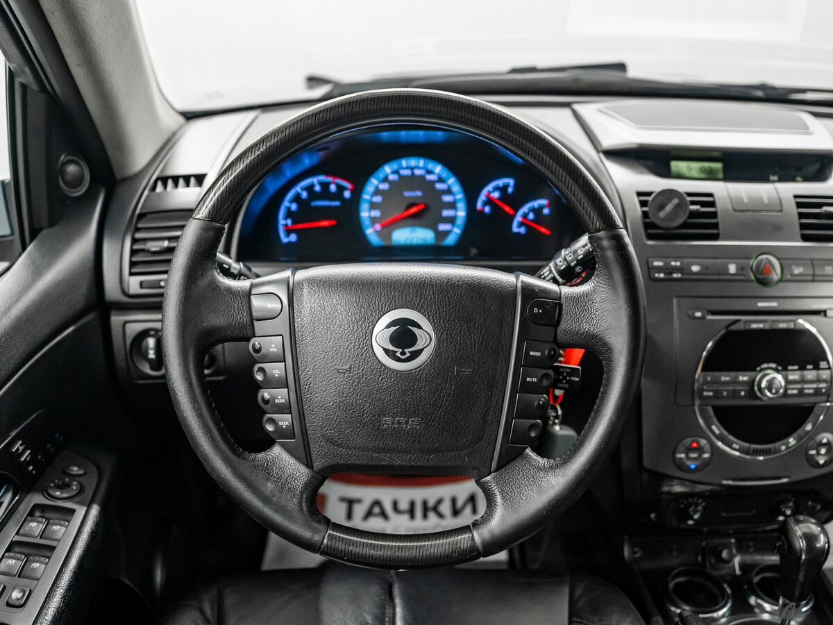 SsangYong Rexton 2012 - фото автомобиля