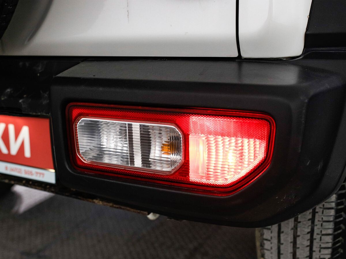 Suzuki Jimny Sierra 2020 - фото автомобиля