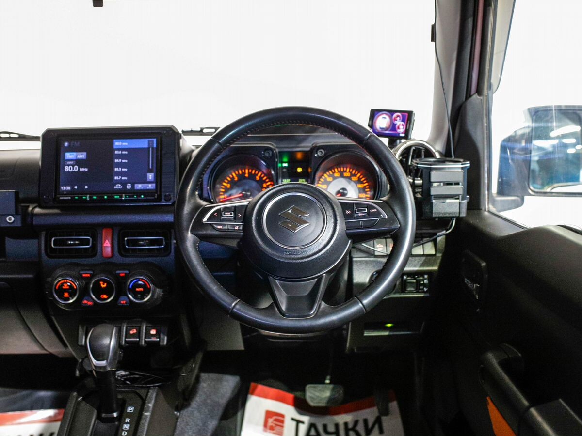 Suzuki Jimny Sierra 2020 - фото автомобиля