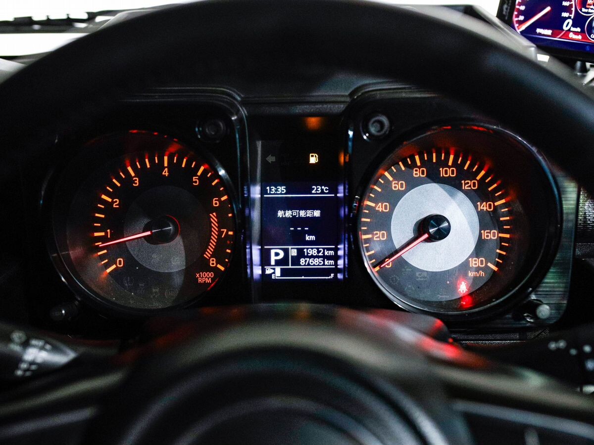Suzuki Jimny Sierra 2020 - фото автомобиля