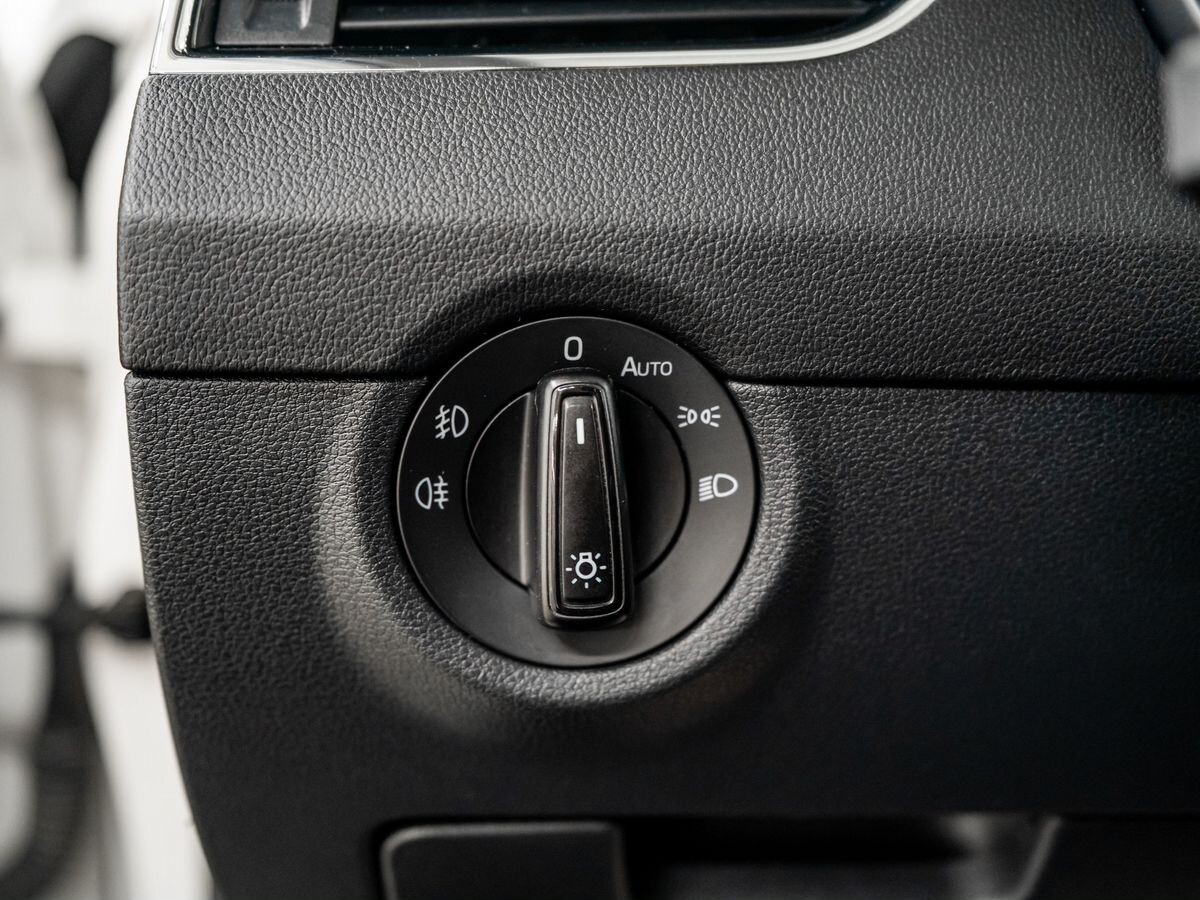 Skoda Octavia 2015 - фото автомобиля