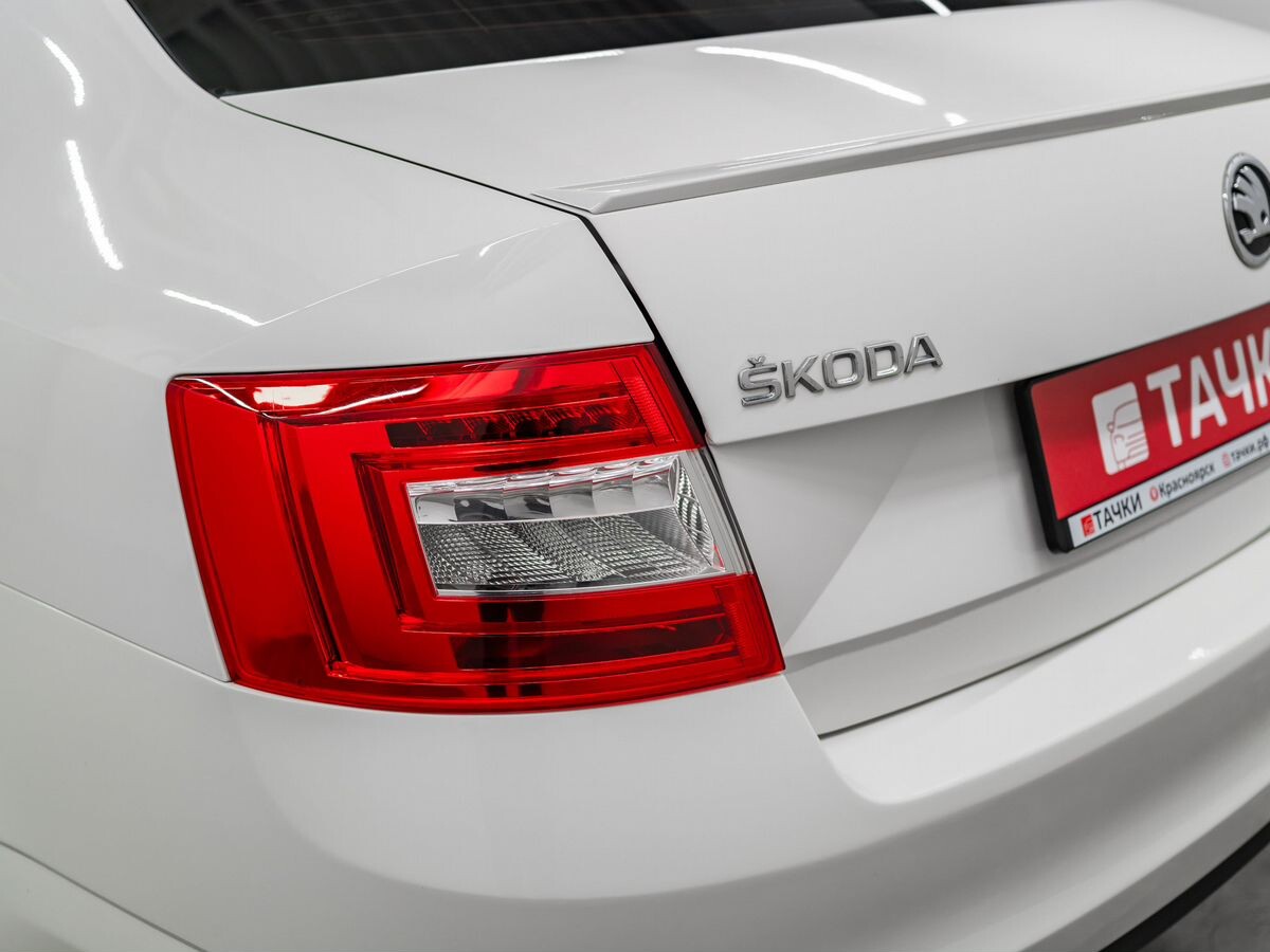 Skoda Octavia 2015 - фото автомобиля