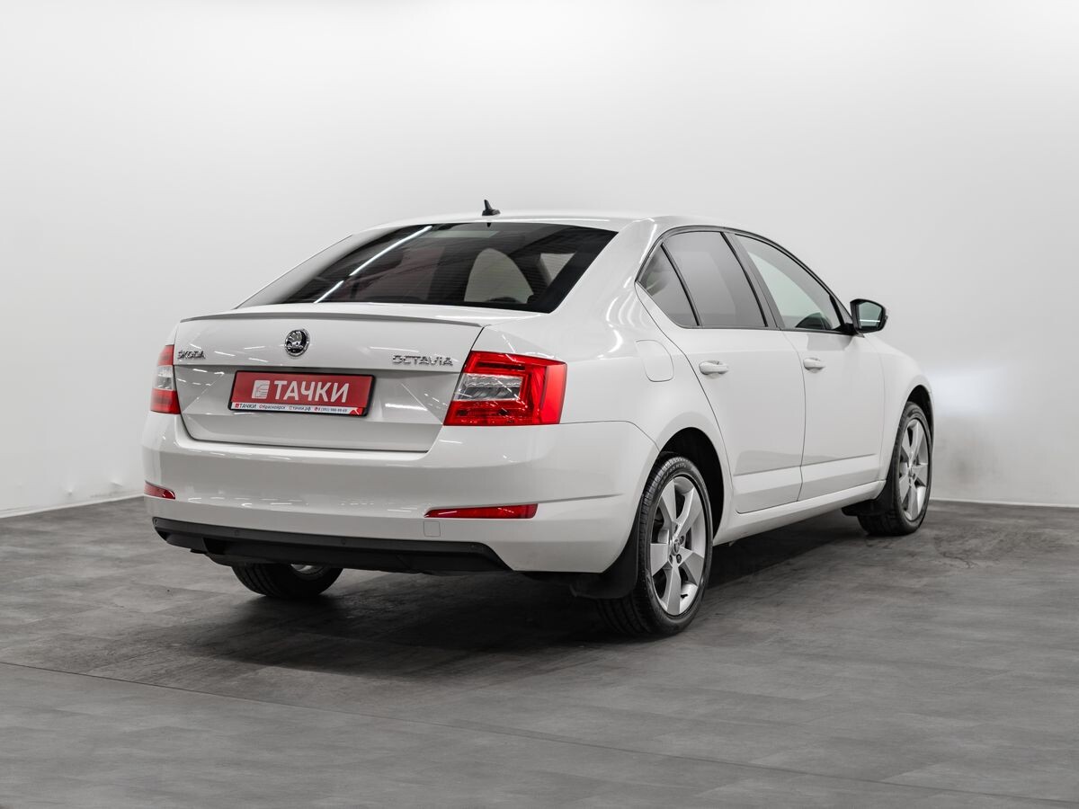 Skoda Octavia 2015 - фото автомобиля