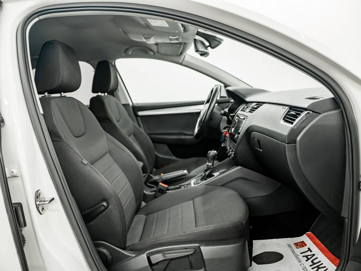Skoda Octavia 2015 - фото автомобиля