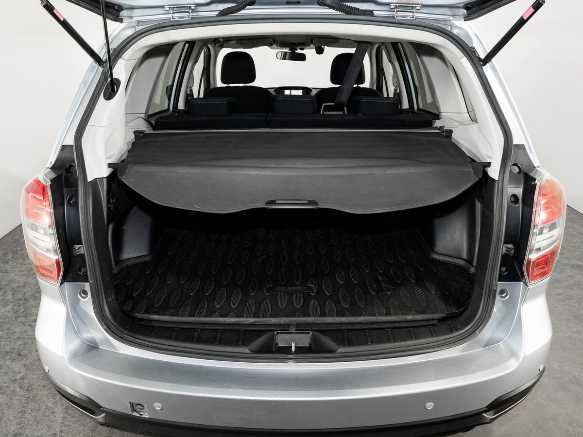 Subaru Forester 2015 - фото автомобиля