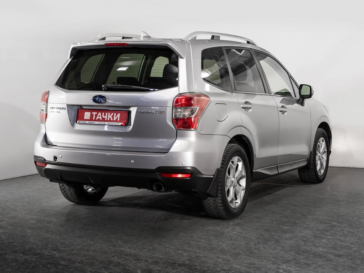Subaru Forester 2015 - фото автомобиля