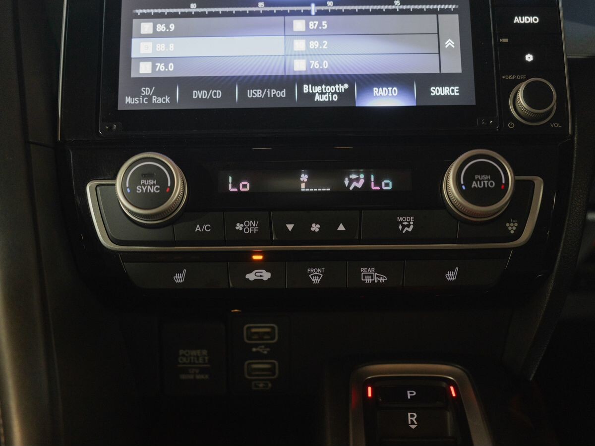 Honda Insight 2018 - фото автомобиля
