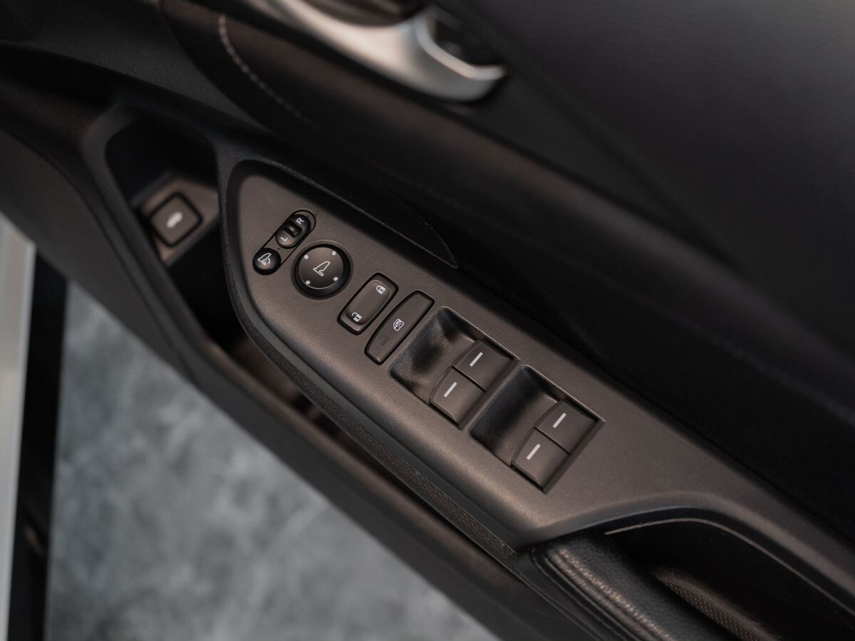 Honda Insight 2018 - фото автомобиля