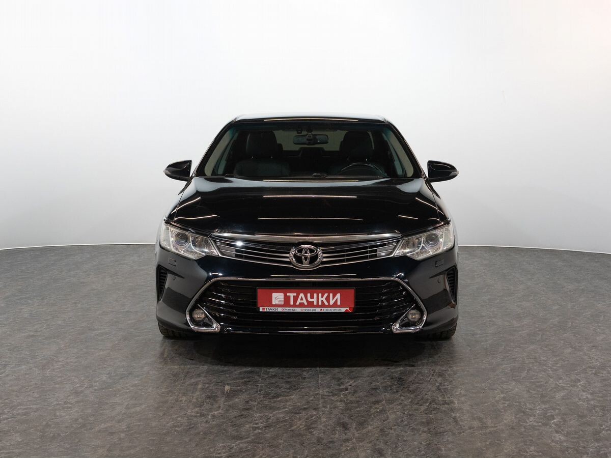 Toyota Camry 2015 - фото автомобиля