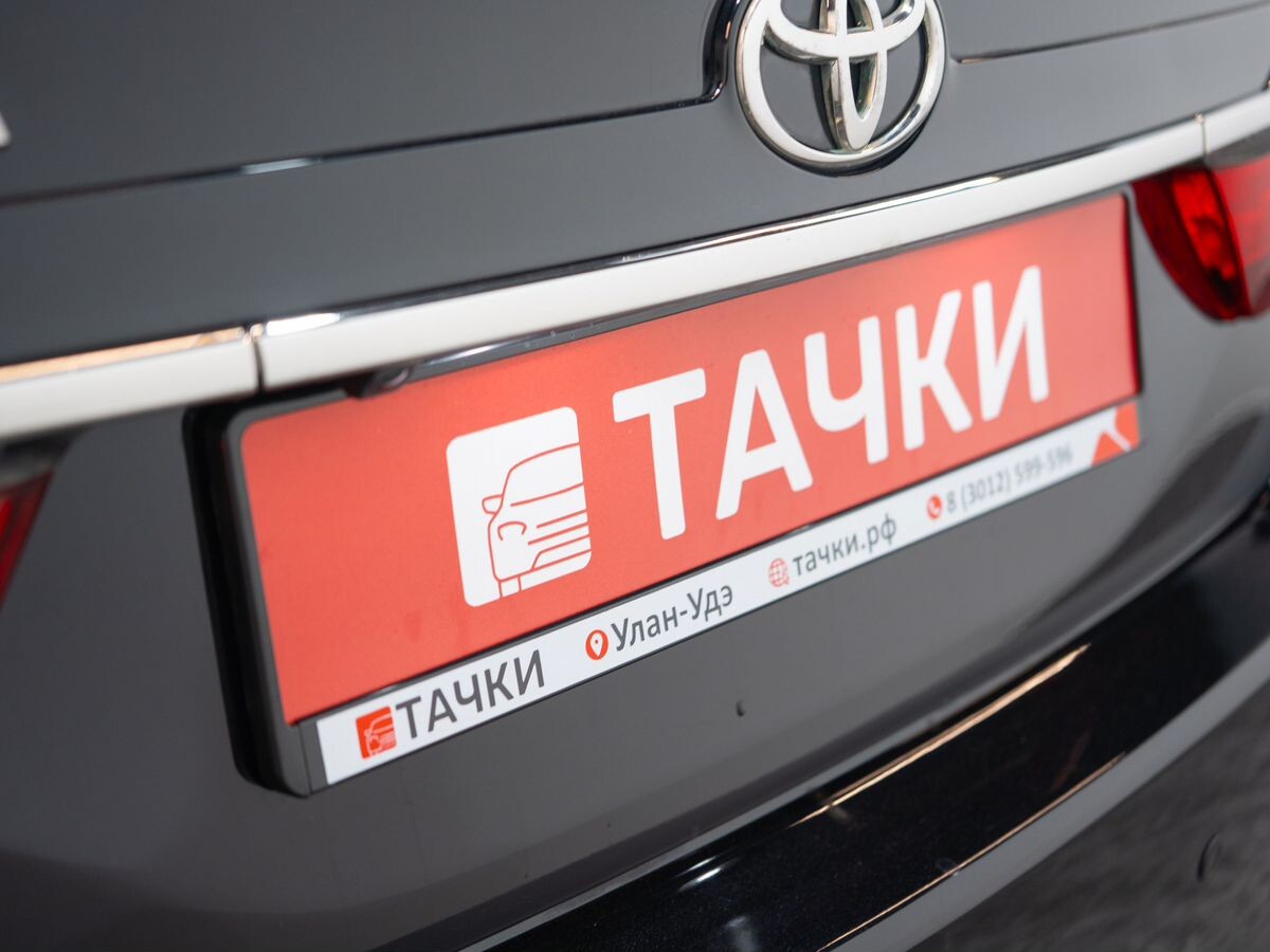 Toyota Camry 2015 - фото автомобиля