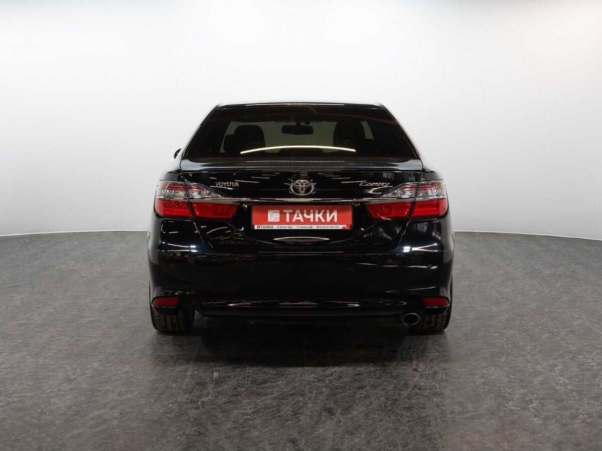 Toyota Camry 2015 - фото автомобиля