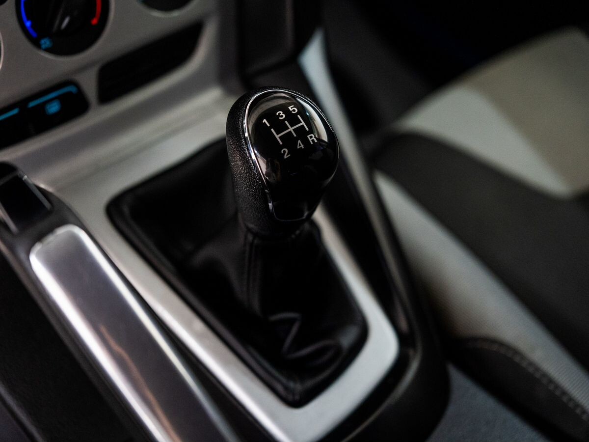 Ford Focus 2012 - фото автомобиля