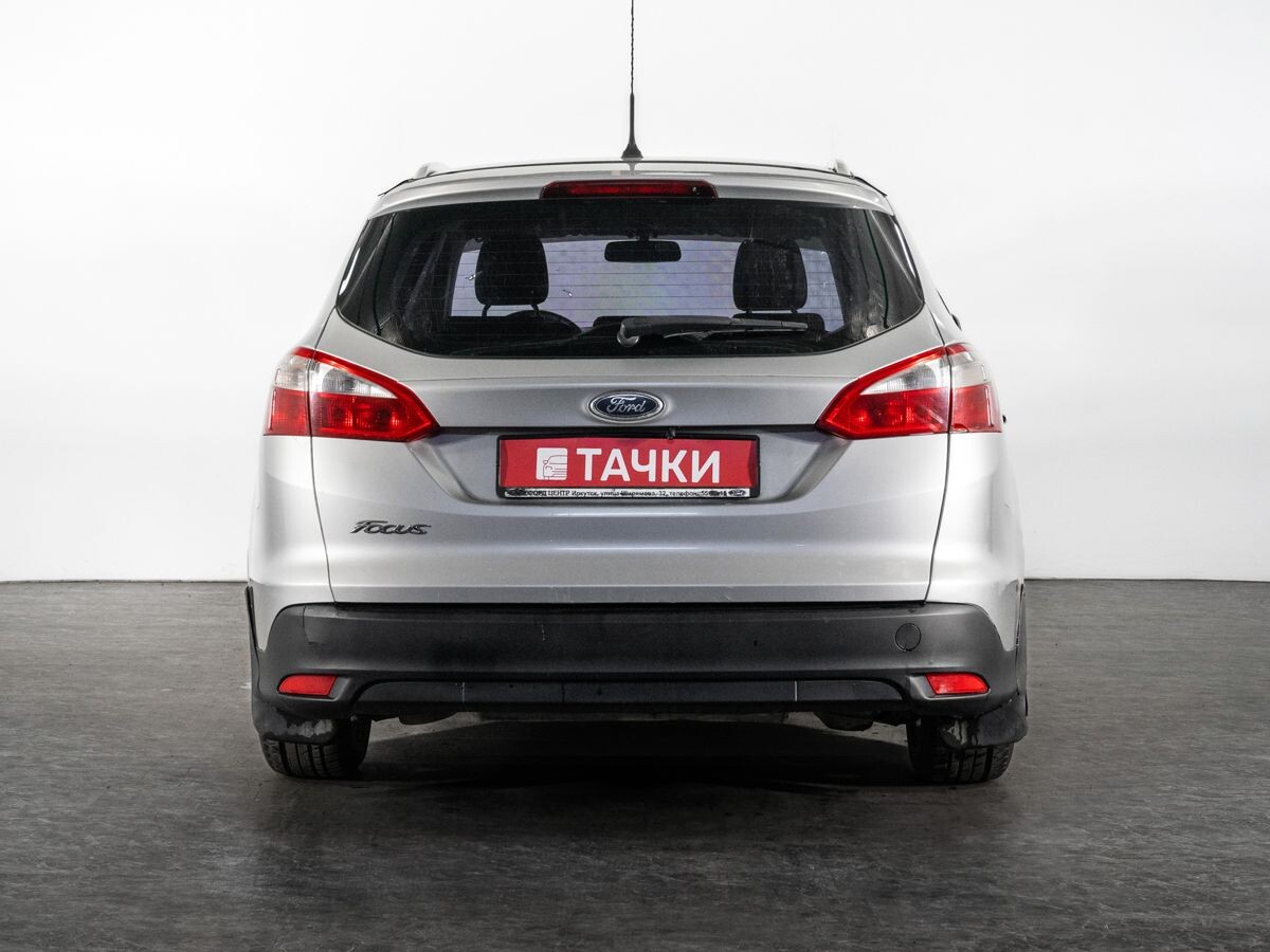 Ford Focus 2012 - фото автомобиля
