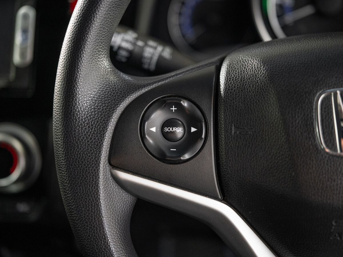 Honda Fit 2013 - фото автомобиля