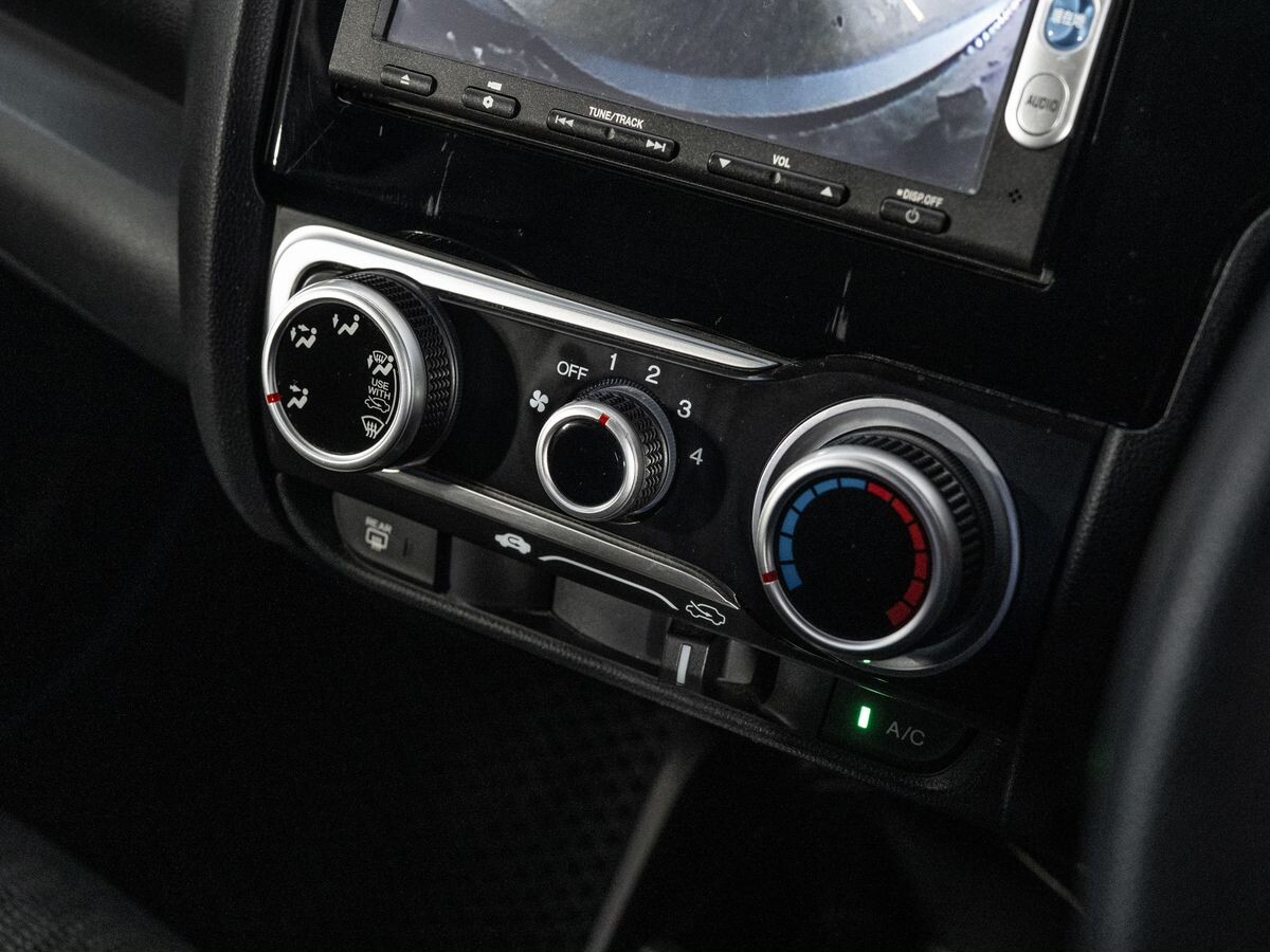 Honda Fit 2013 - фото автомобиля
