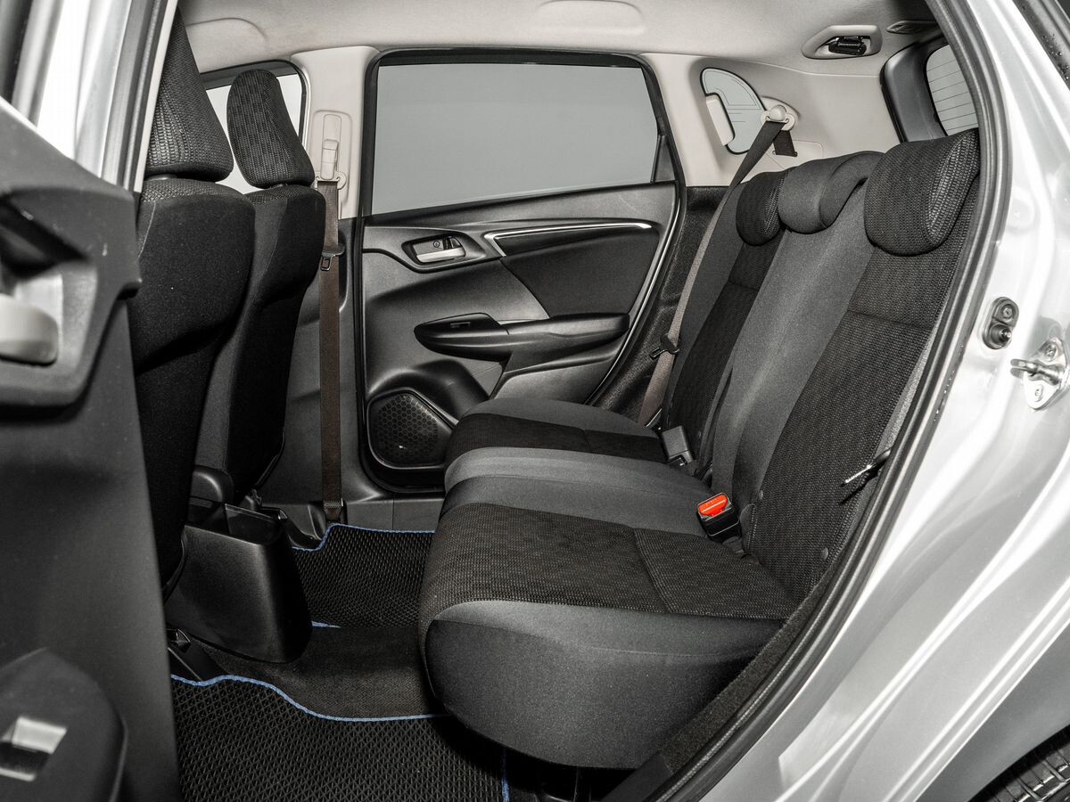 Honda Fit 2013 - фото автомобиля