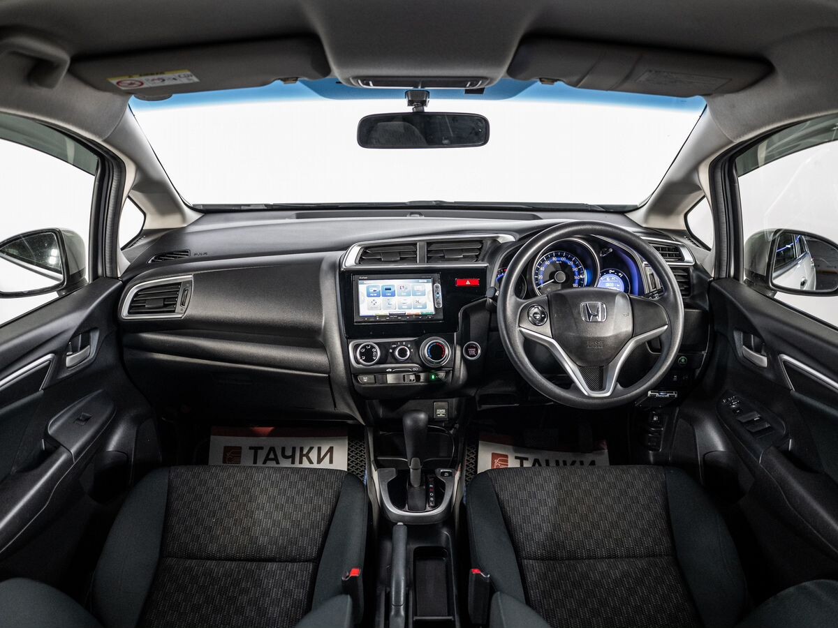 Honda Fit 2013 - фото автомобиля
