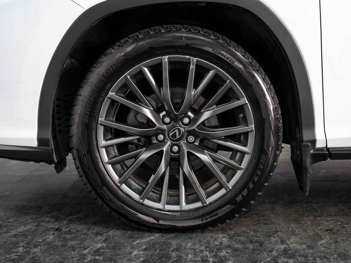 Lexus RX300 2019 - фото автомобиля