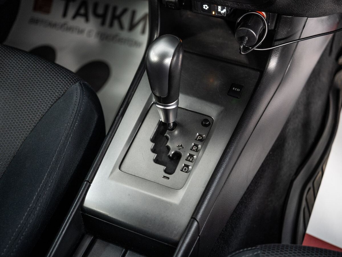 Subaru Exiga 2012 - фото автомобиля