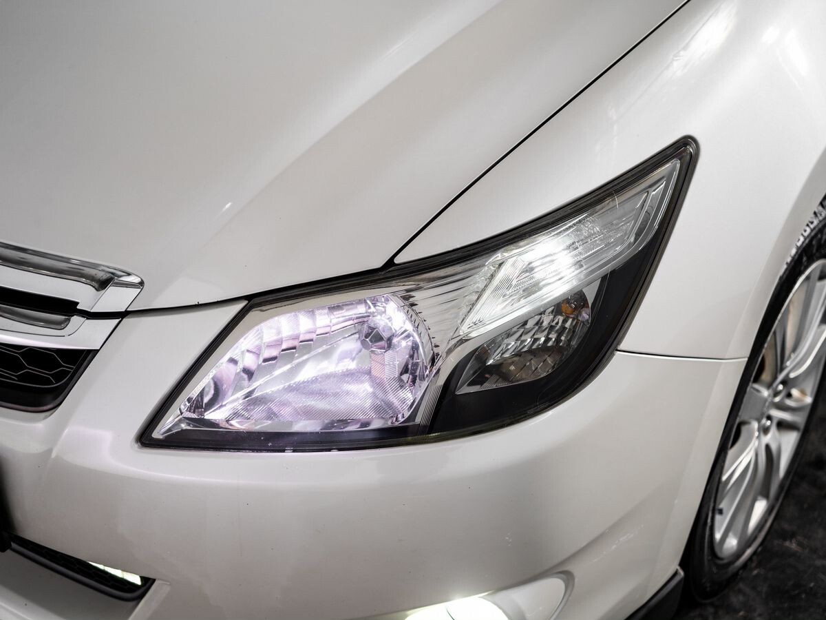 Subaru Exiga 2012 - фото автомобиля