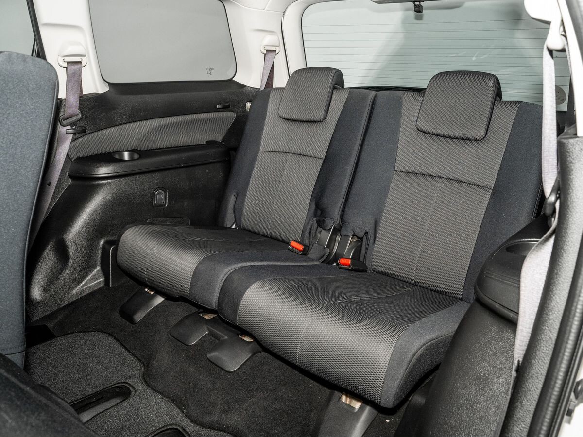 Subaru Exiga 2012 - фото автомобиля