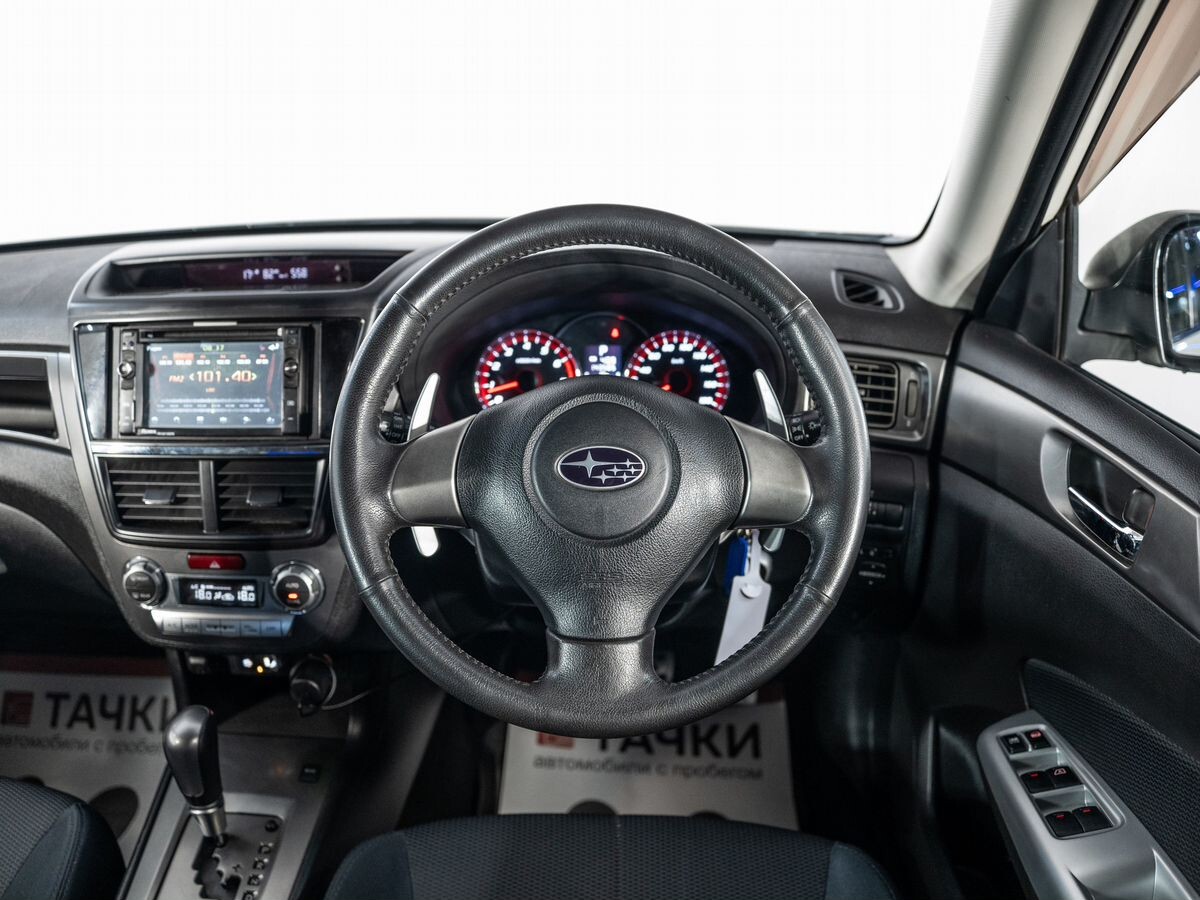 Subaru Exiga 2012 - фото автомобиля