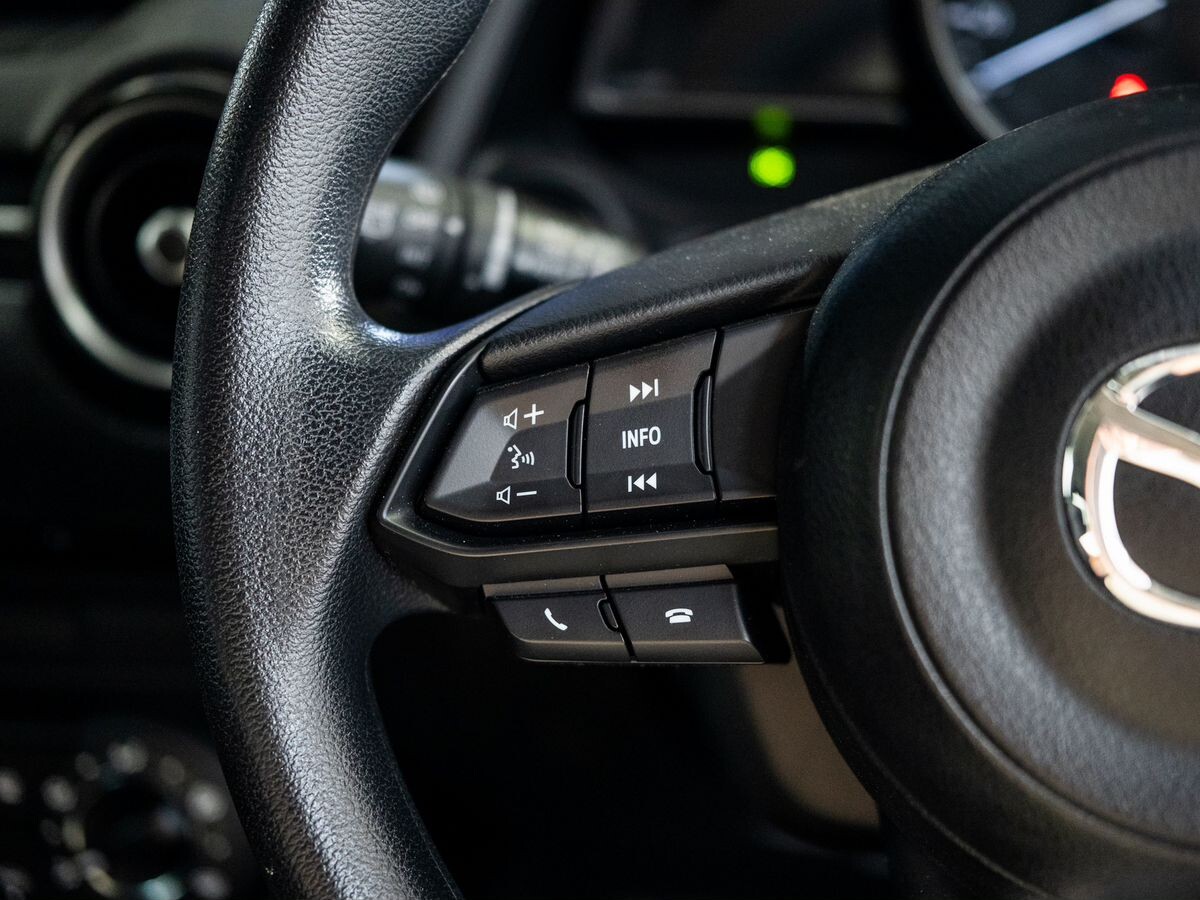 Mazda Demio 2019 - фото автомобиля