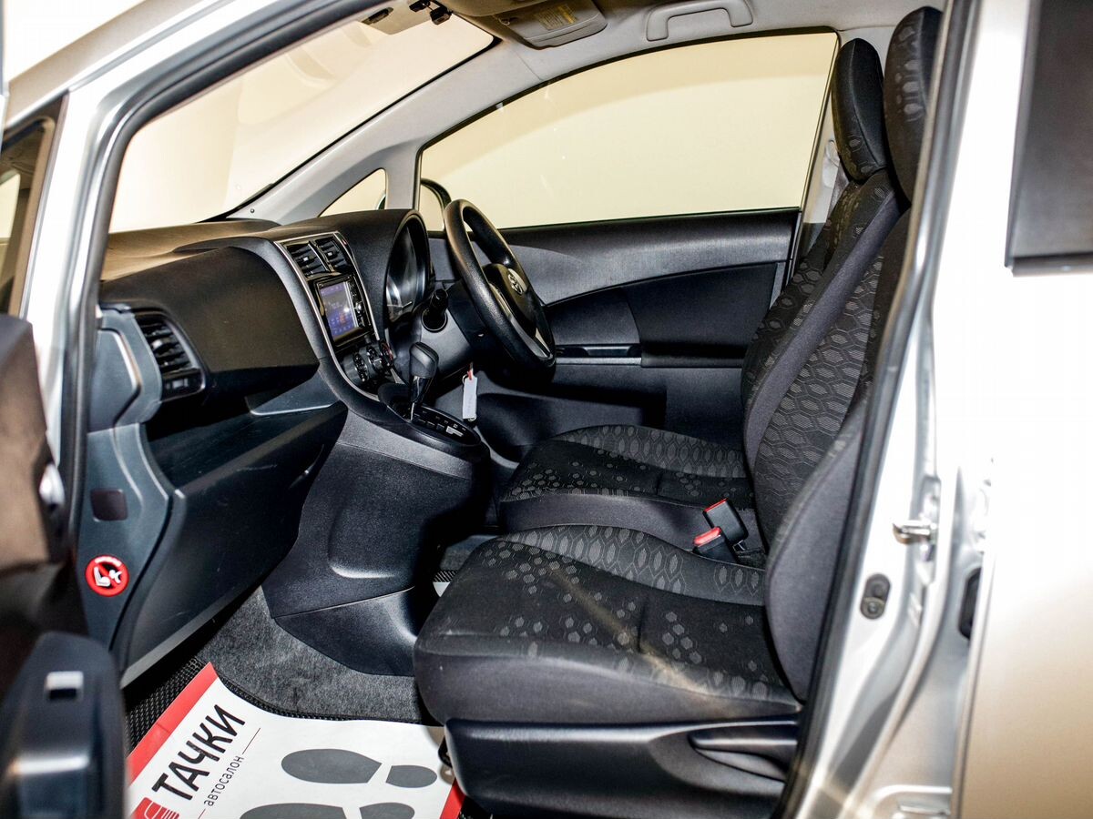 Toyota Ractis 2016 - фото автомобиля