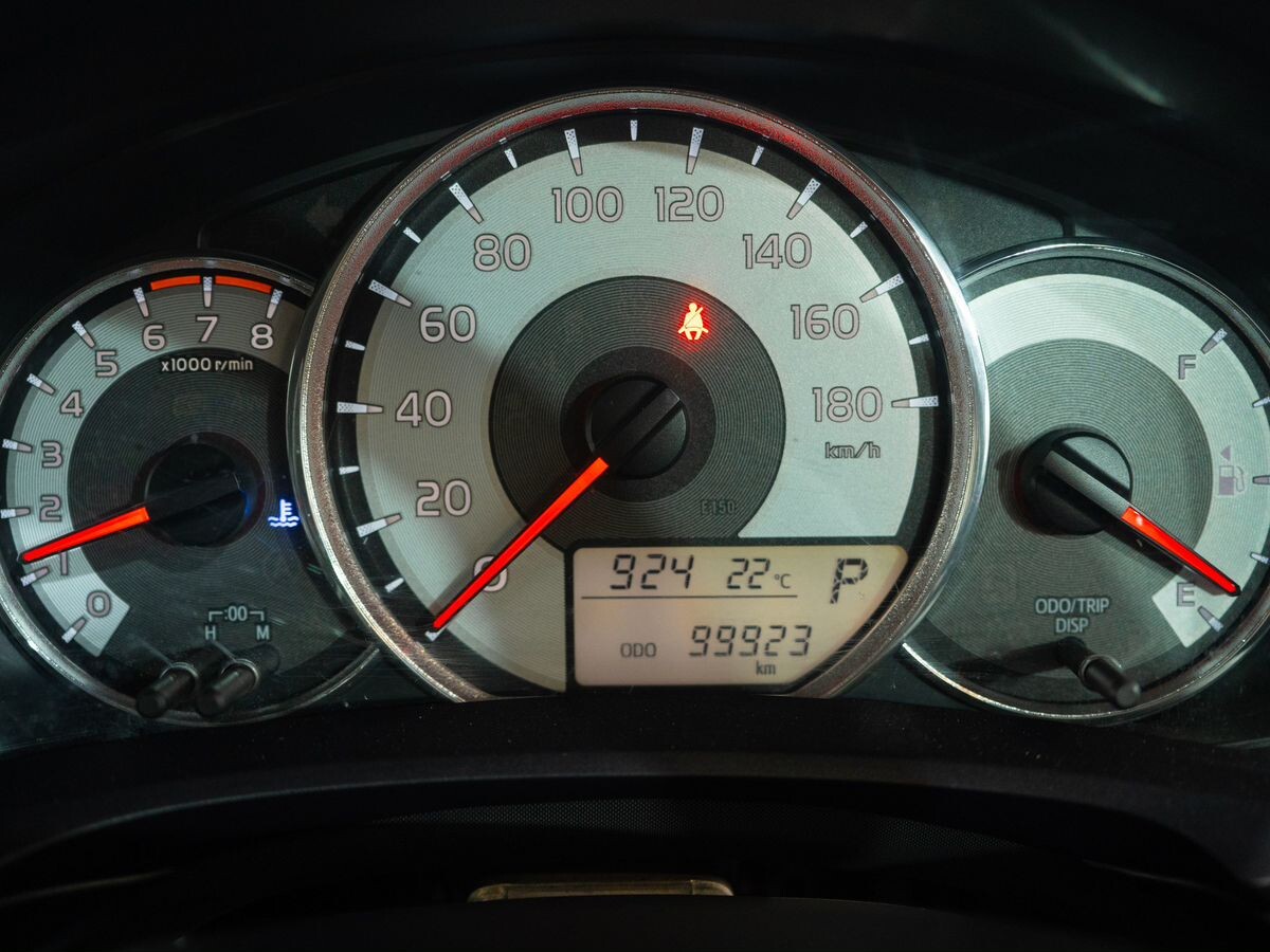 Toyota Corolla Fielder 2013 - фото автомобиля