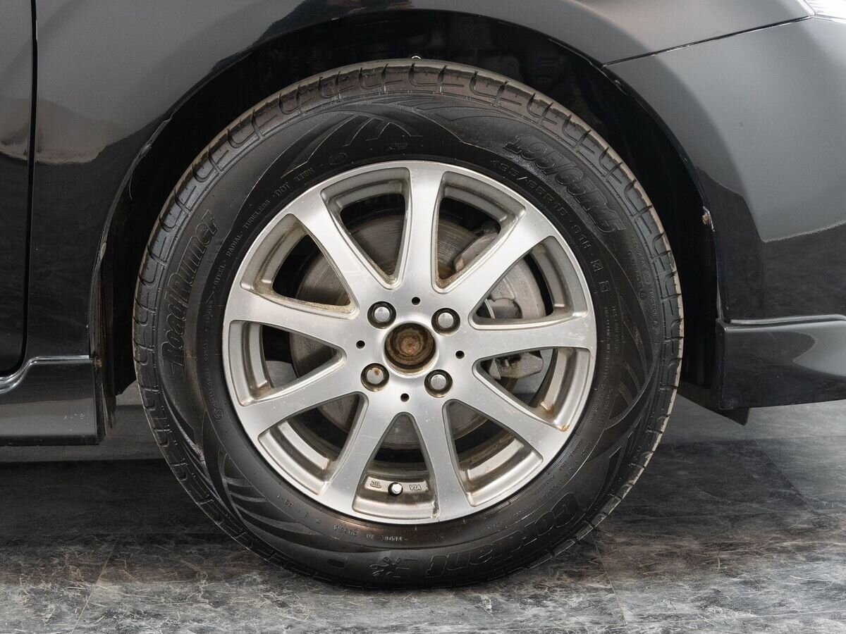 Toyota Corolla Fielder 2013 - фото автомобиля