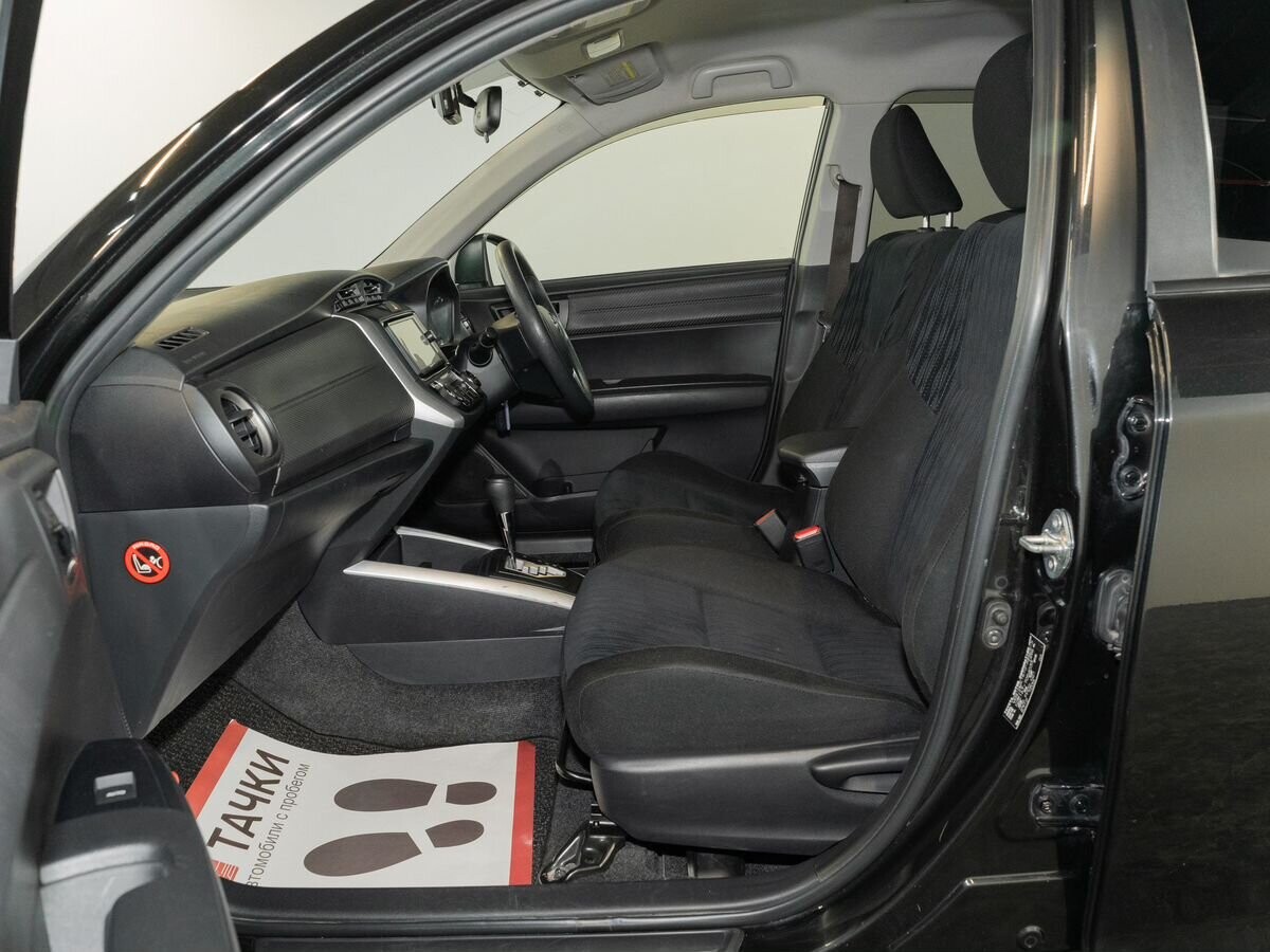 Toyota Corolla Fielder 2013 - фото автомобиля