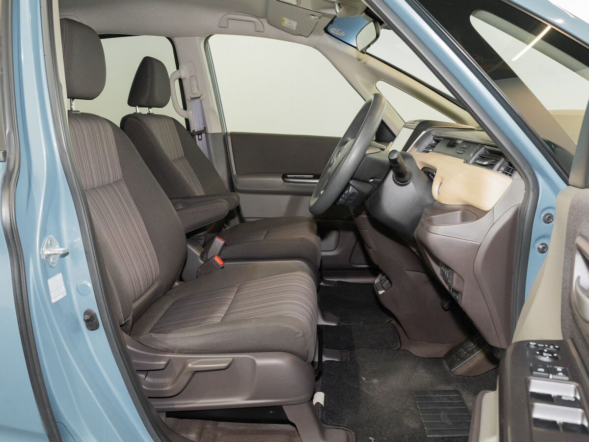Honda Freed 2017 - фото автомобиля