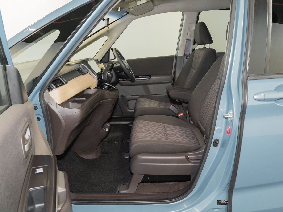 Honda Freed 2017 - фото автомобиля