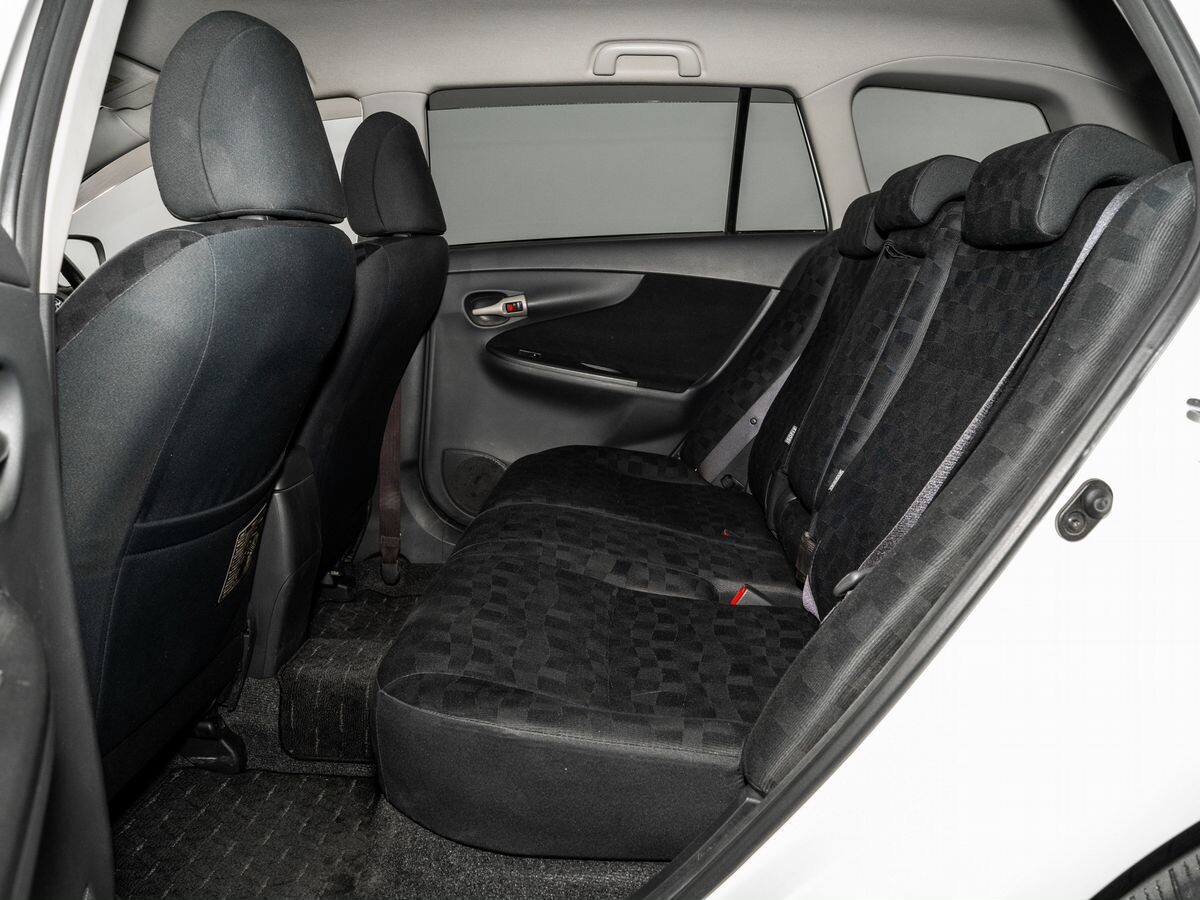 Toyota Corolla Fielder 2009 - фото автомобиля