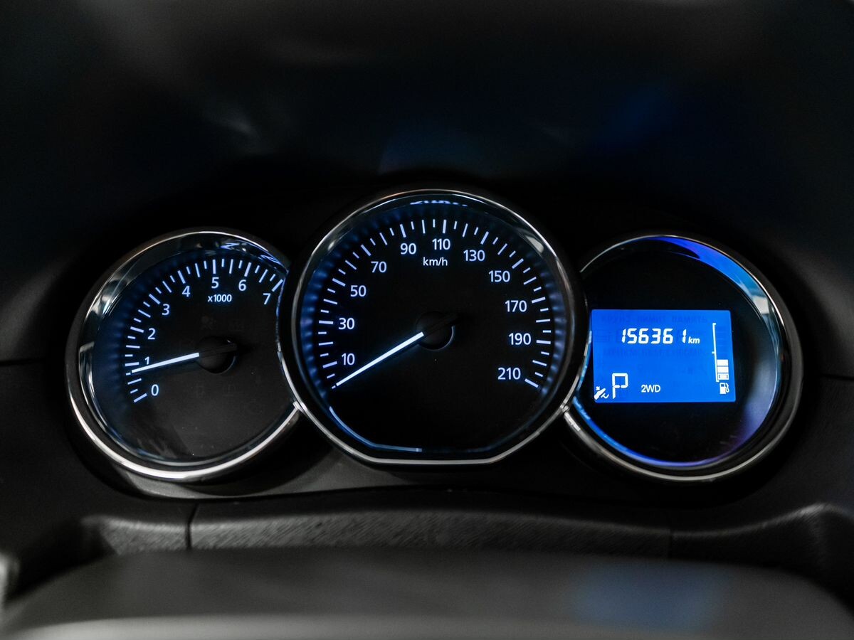Nissan Terrano 2018 - фото автомобиля