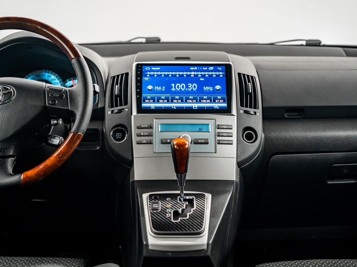 Toyota Corolla Verso 2008 - фото автомобиля
