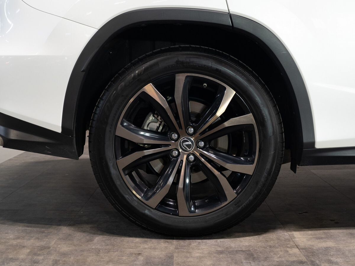 Lexus RX300 2019 - фото автомобиля