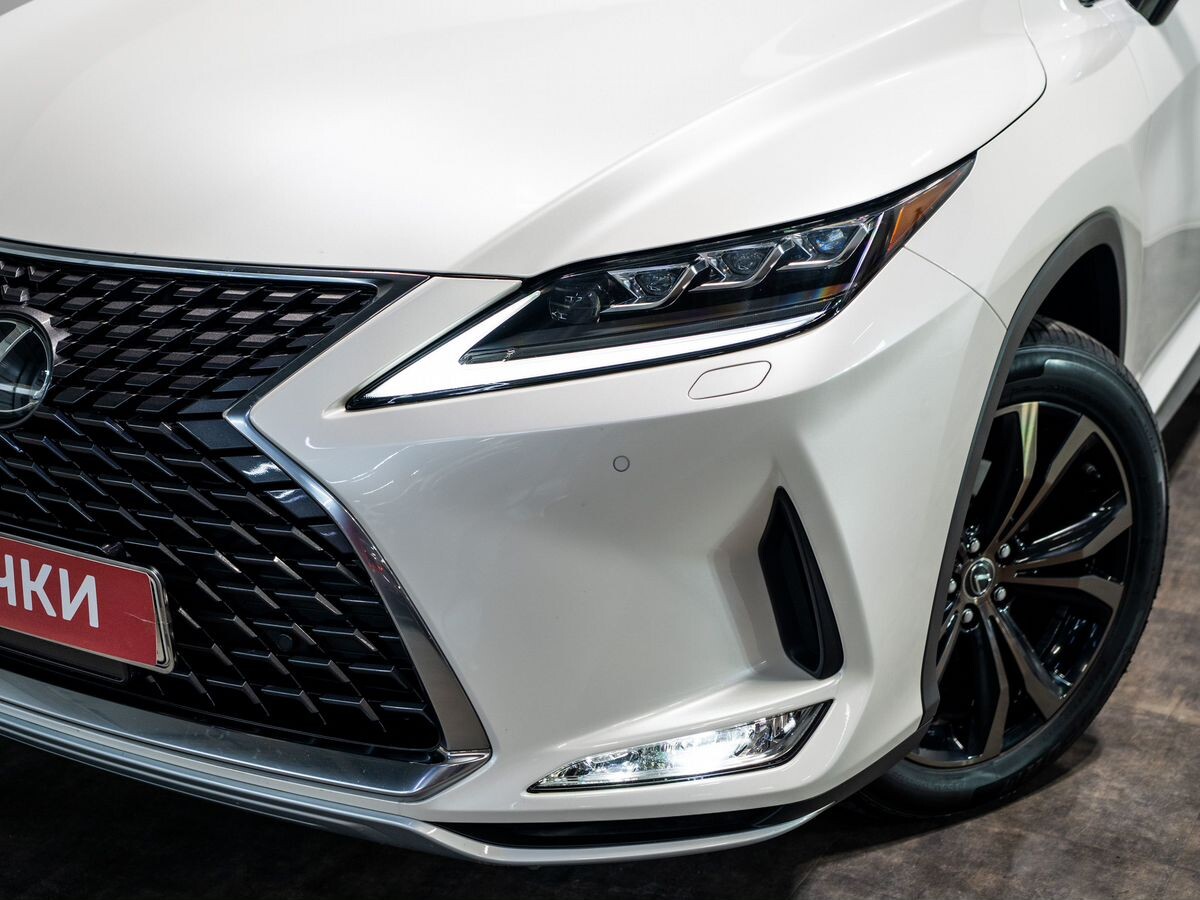 Lexus RX300 2019 - фото автомобиля