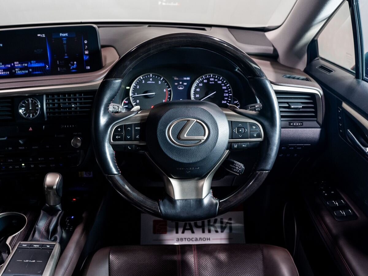 Lexus RX300 2019 - фото автомобиля