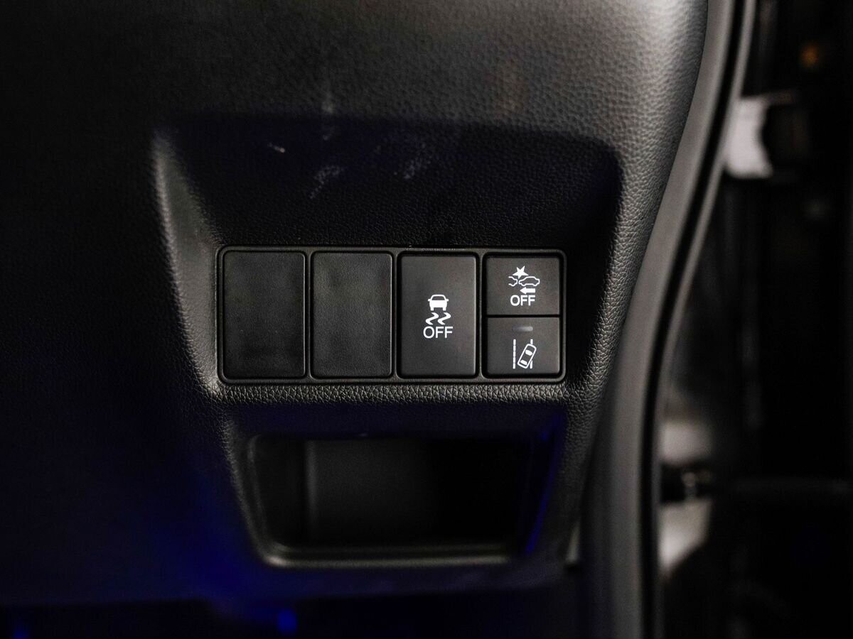 Honda Stepwgn 2015 - фото автомобиля