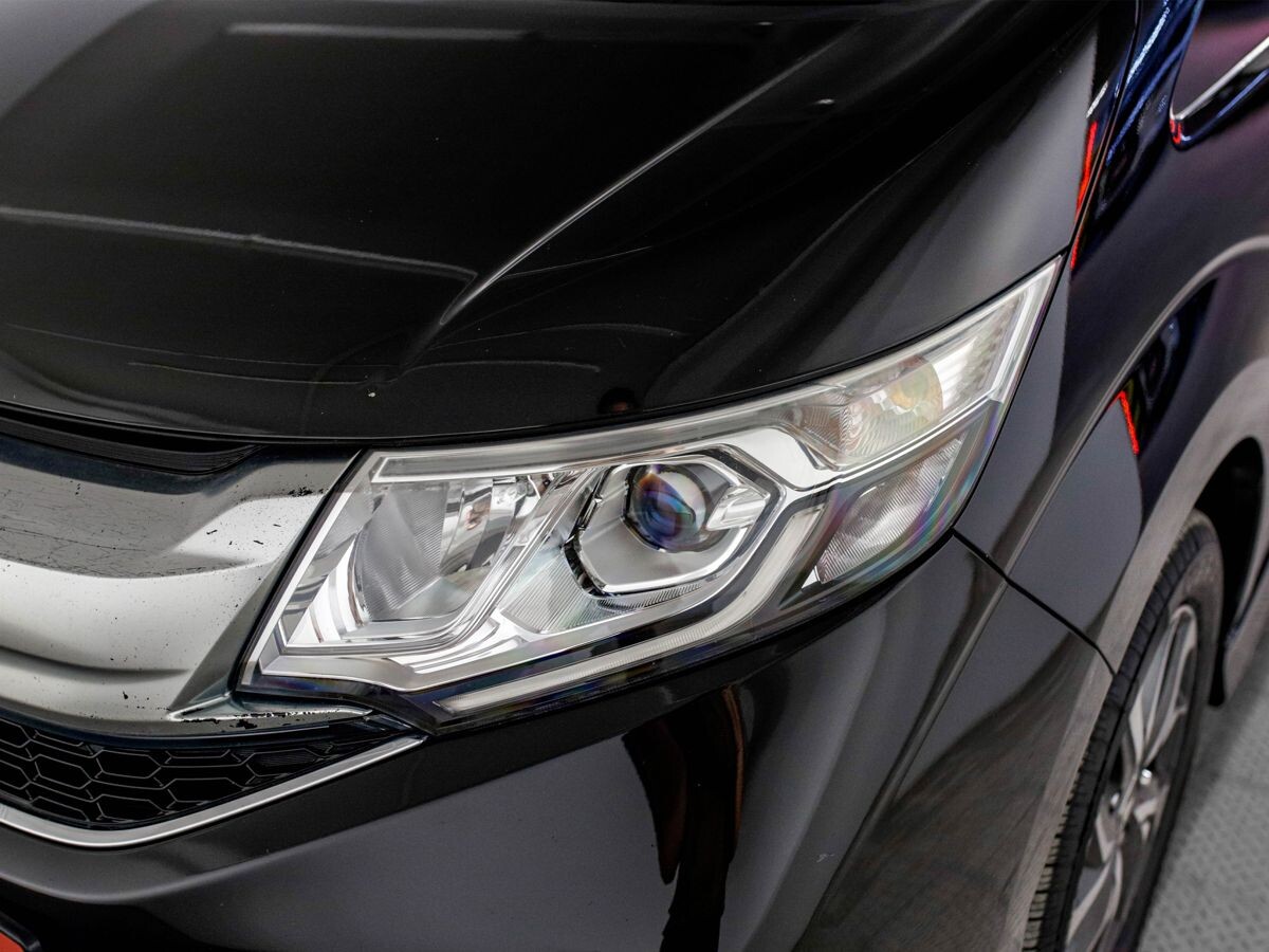 Honda Stepwgn 2015 - фото автомобиля